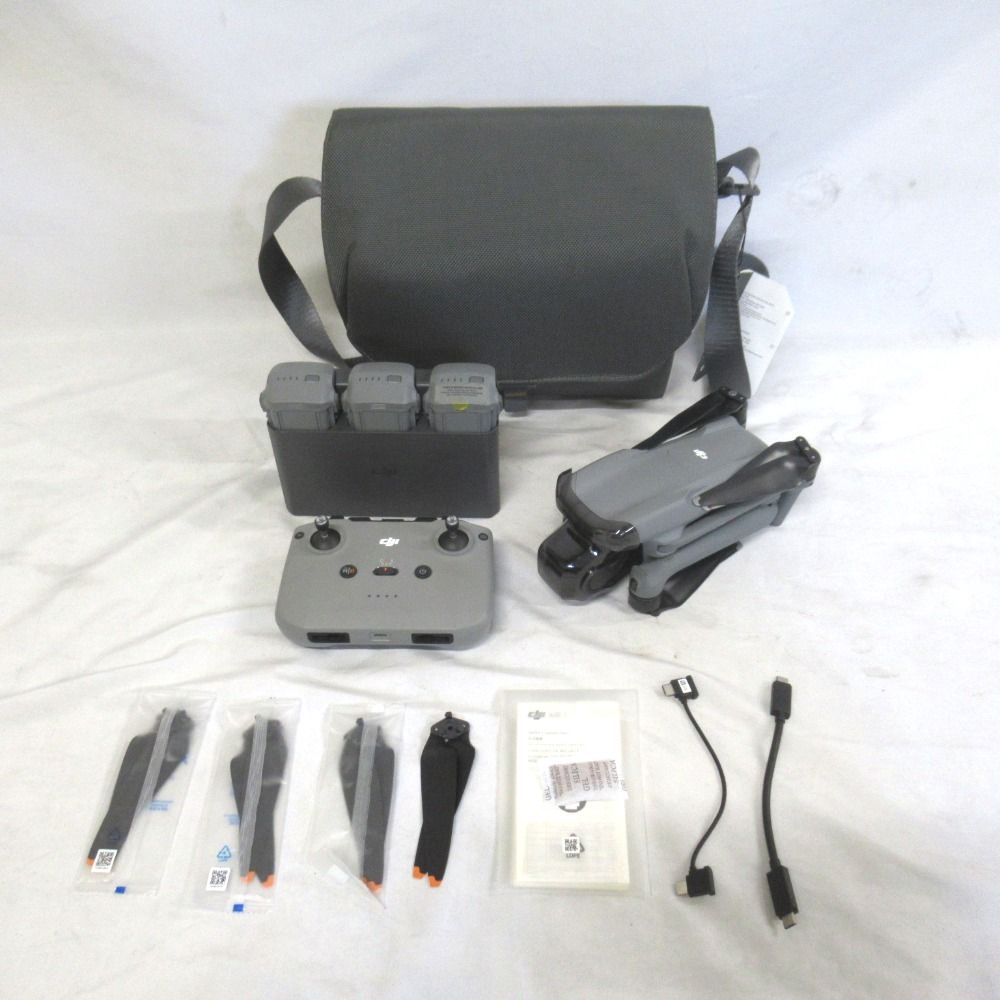 KR127161 ディージェーアイ ドローン AIR 3 ＋ RC-N2 DJI 中古