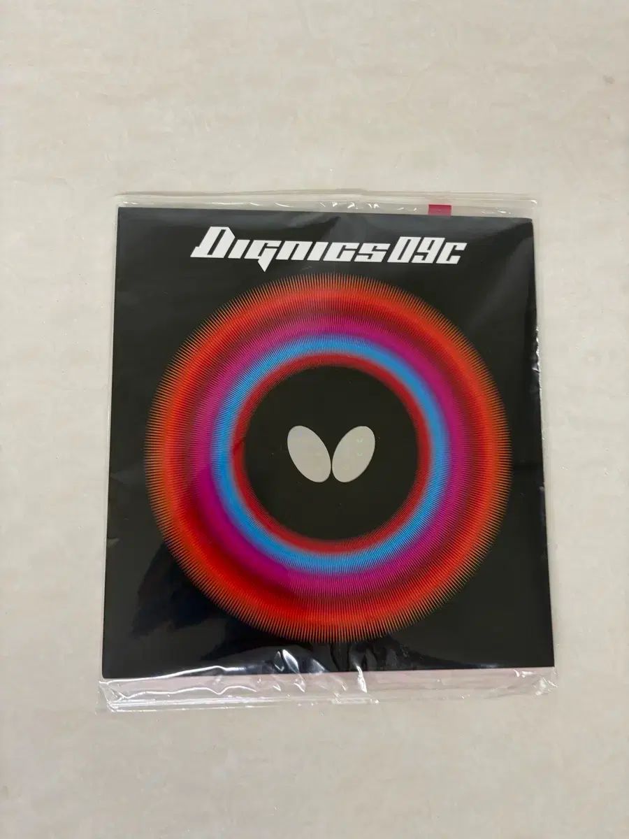 バタフライ ディグニクス 09C ラバー 赤色 9,206円