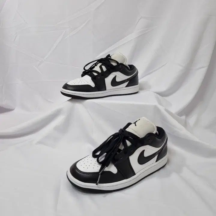 デュハヴィンテージ 240 NIKE エア ジョーダン 1 ロー パンダ スニーカー 8,473円