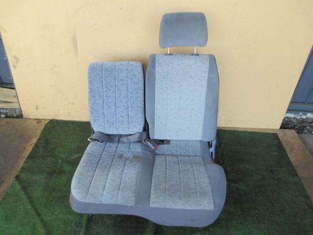 助手席シート センターコンソール マツダ ボンゴ バン TC-SK82M H18年 HSP0243-HG1-3-R3