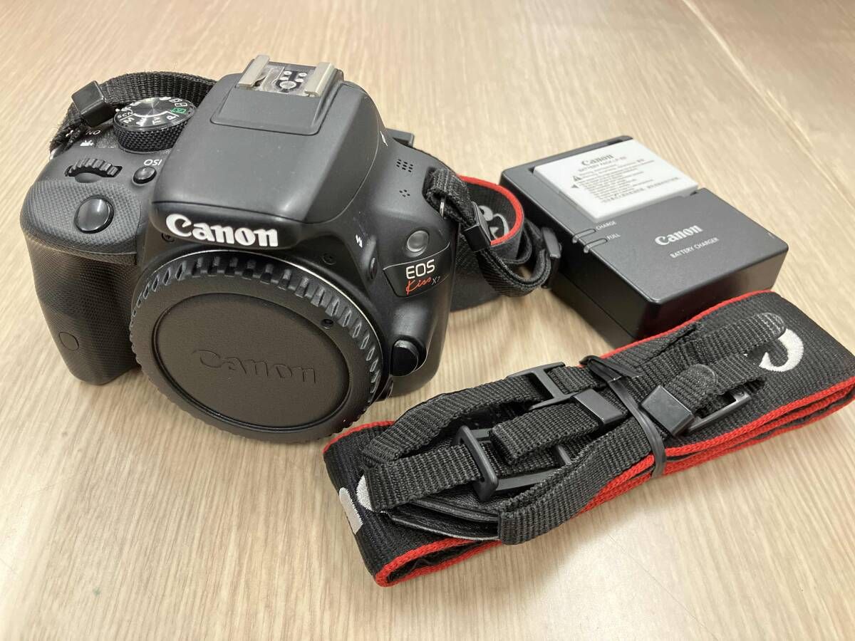 Canon EOSKissX4 WZKit EOS Kiss X4･ダブルズｰムキット 4461B004 デジタル一眼 14,426円