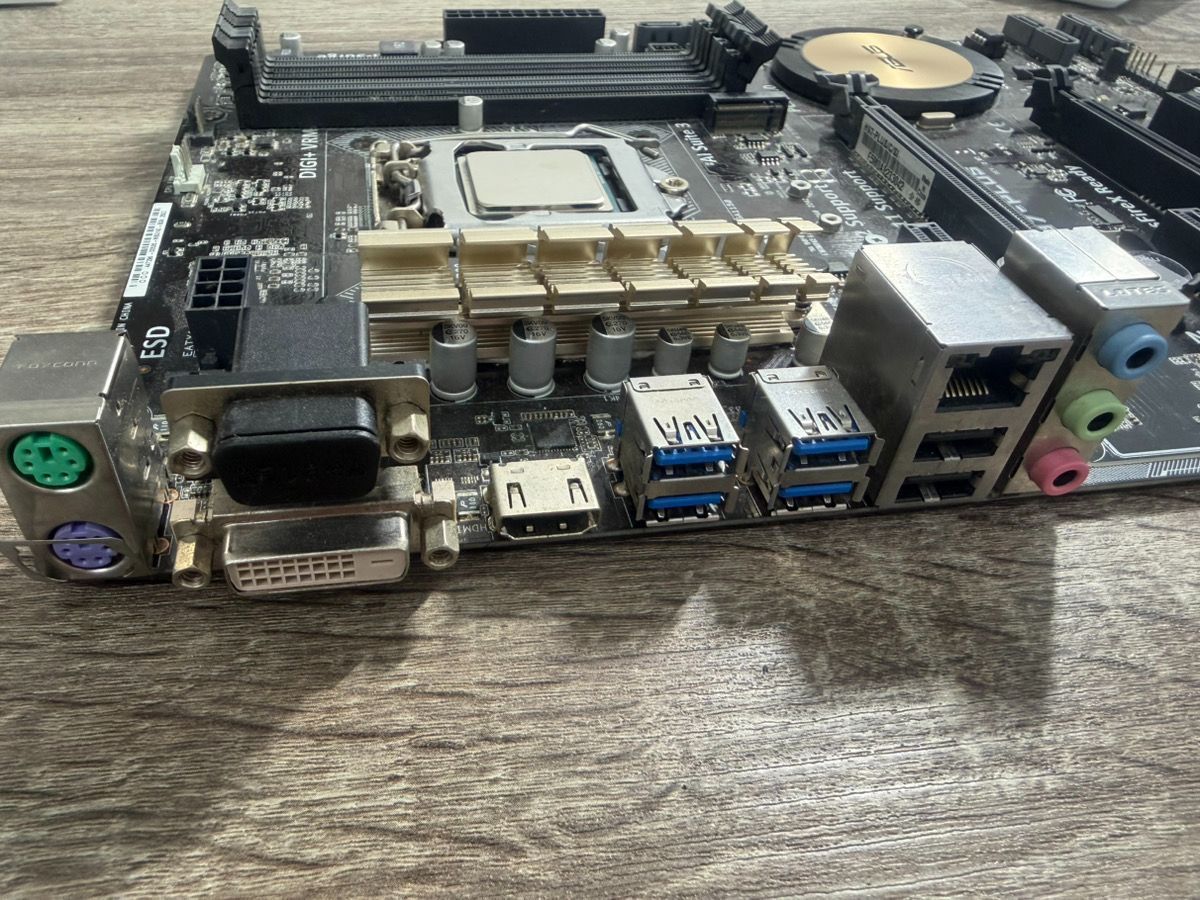 ASUS H97-PLUS Core i7-4790 CPU付 動作未確認 - メルカリ