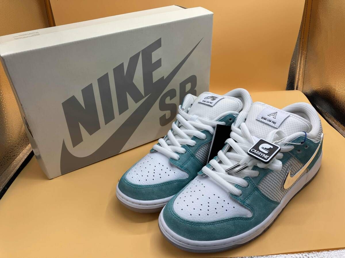 NIKE ナイキ Dunk Low Pro QS White and Multi-Color スニーカー ホワイト FD2562-400
