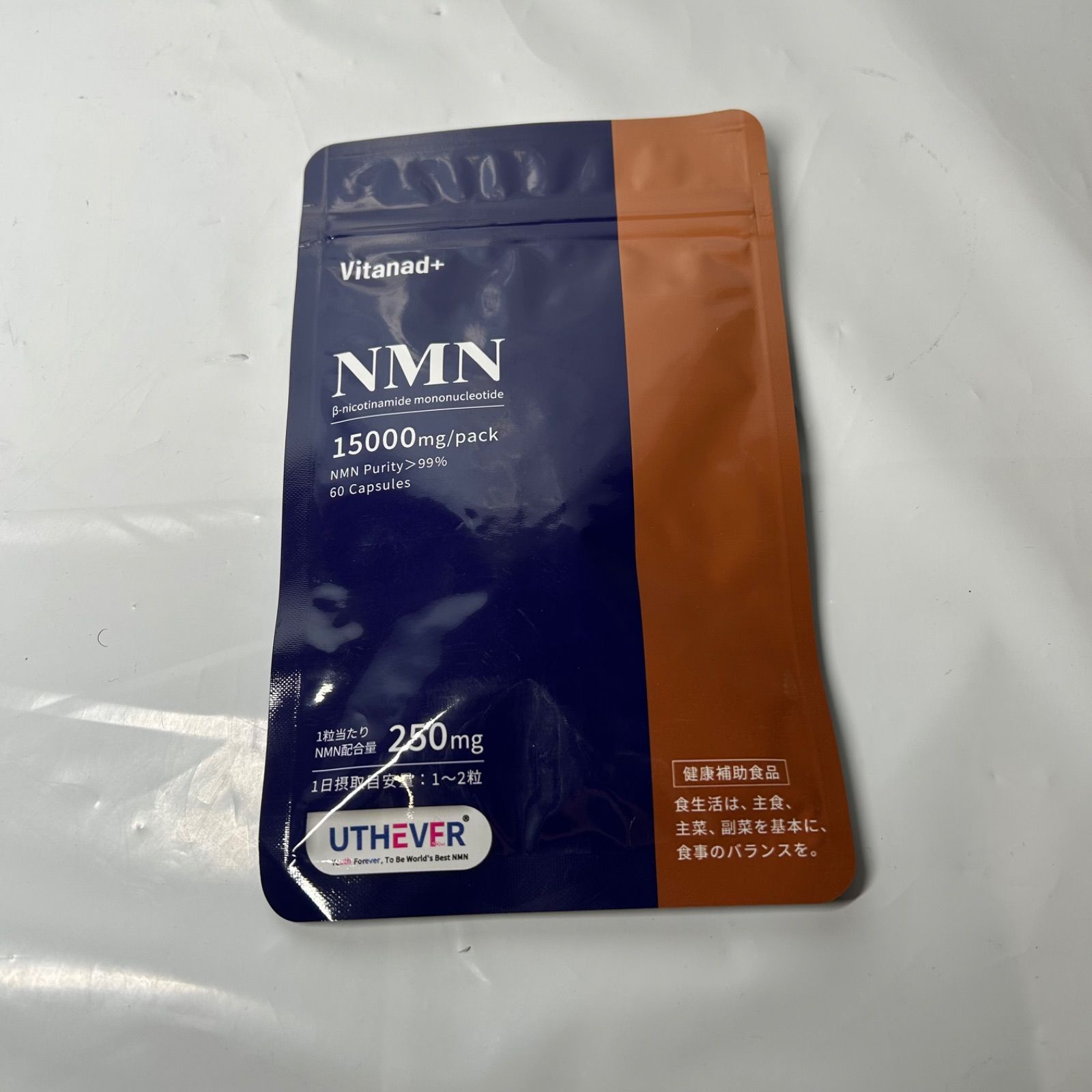 https://assets.mercari-shops-static.com/-/large/plain/2JUfpJikCxGhgTMyJ9vEZJ.jpg@jpg