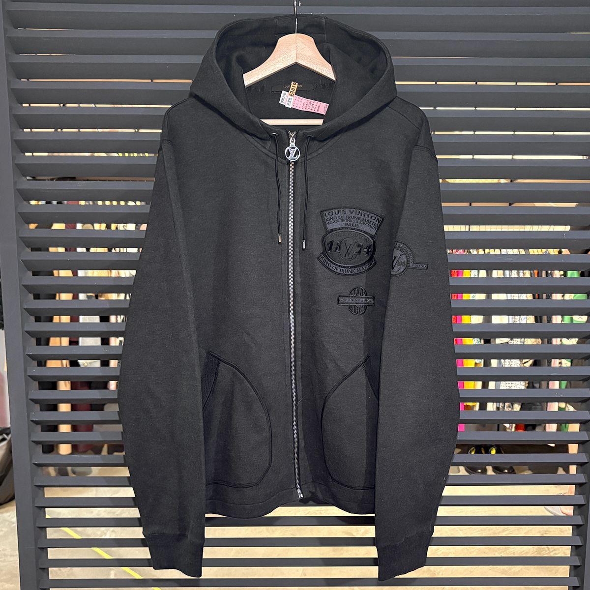 超美品 ルイヴィトン ワッペン付き ジップアップパーカー チャコールグレー メンズ XXL 15530