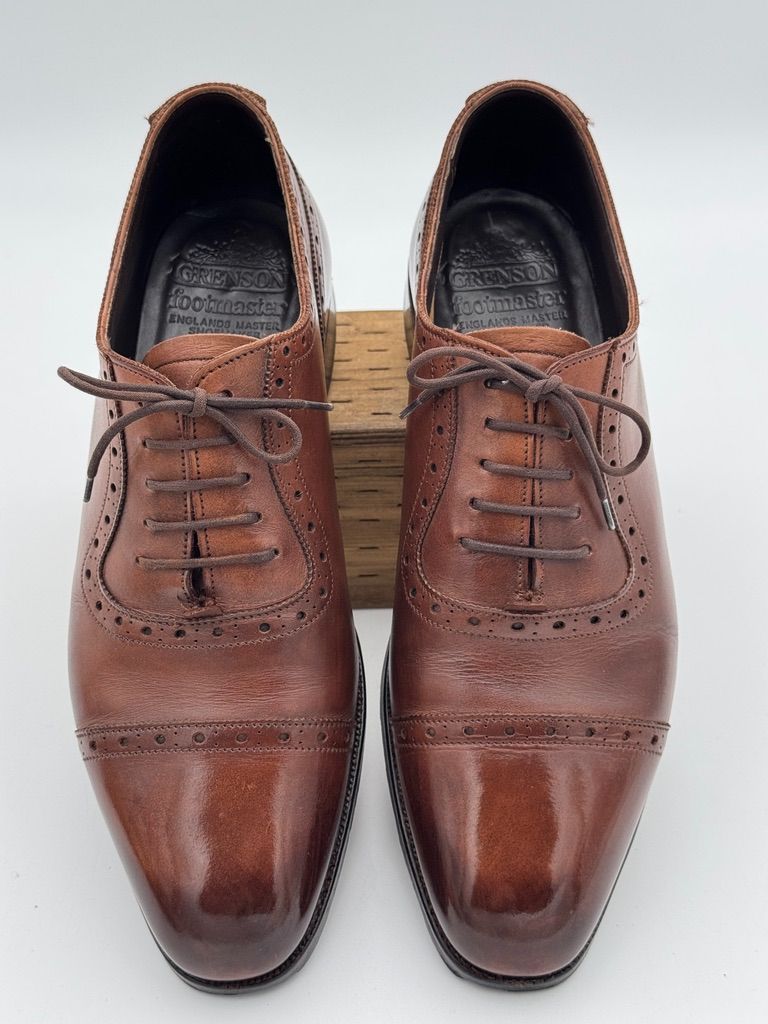 状態良好 Grenson グレンソン パンチドキャップトゥ クォーター