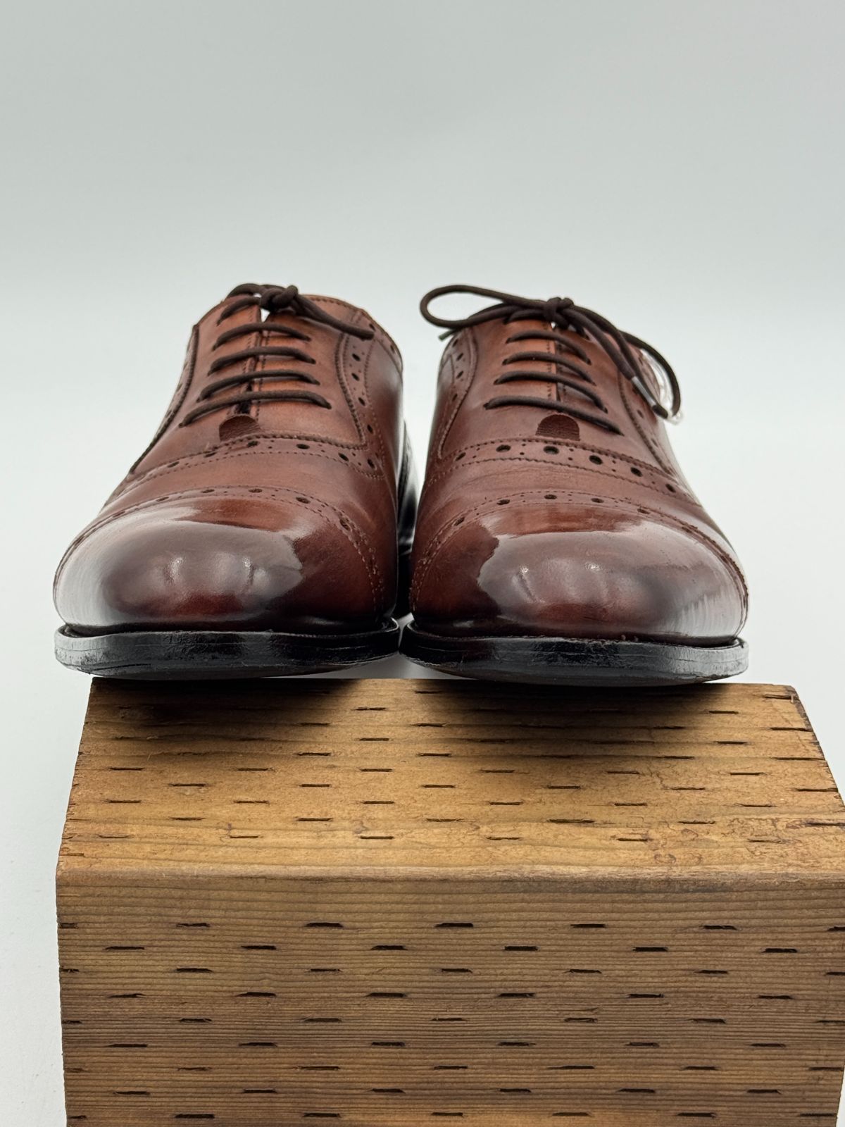 状態良好 Grenson グレンソン パンチドキャップトゥ クォーター