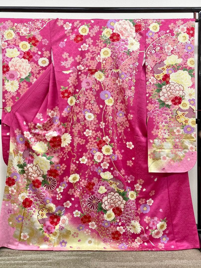振袖 金彩 紋意匠 身丈167cm 撥水加工済 HKT267