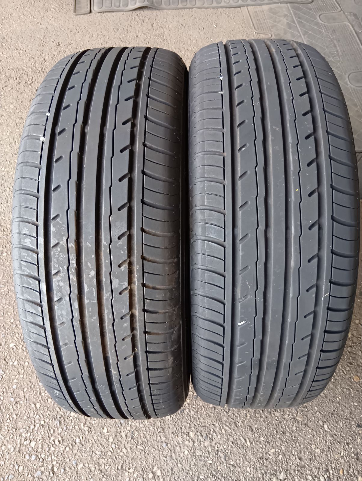 サマータイヤ 2本 225/60R17 ヨコハマタイヤ　BluEarth-ES ES32 2022年