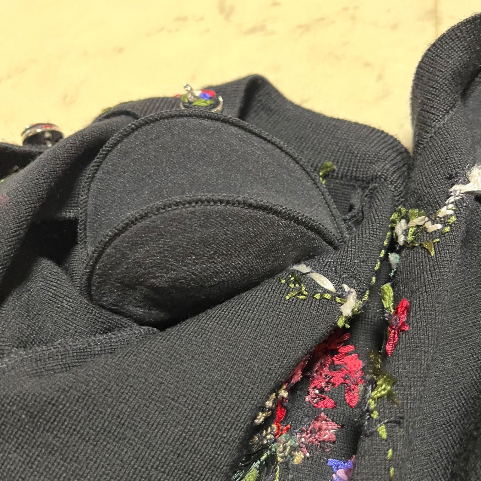 ATELIER SAGAN アトリエサガン 刺繍 ニットジャケット 肩幅パット