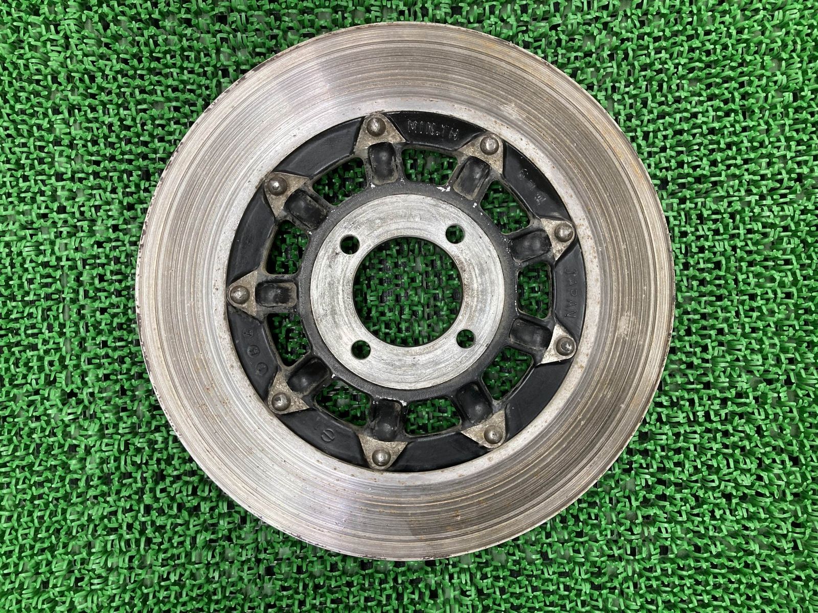 KZ1000MK2 リアブレーキディスク カワサキ 純正 中古 KZ250A A3 A4 廃盤 当時物 Gn KZ1000MK2 リアブレーキディスク カワサキ 純正 中古 KZ250A A3 A4