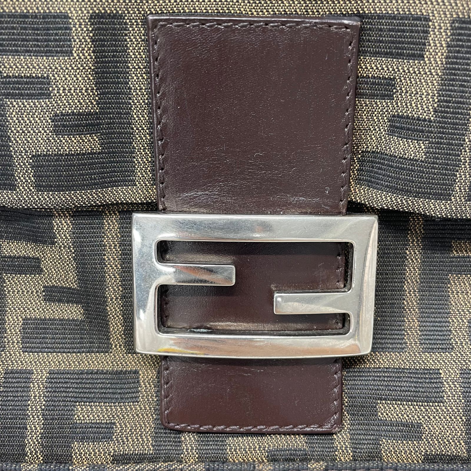 フェンディ Fendi ズッカ柄 マンマバゲット 帆布 茶色 26424 - メルカリ