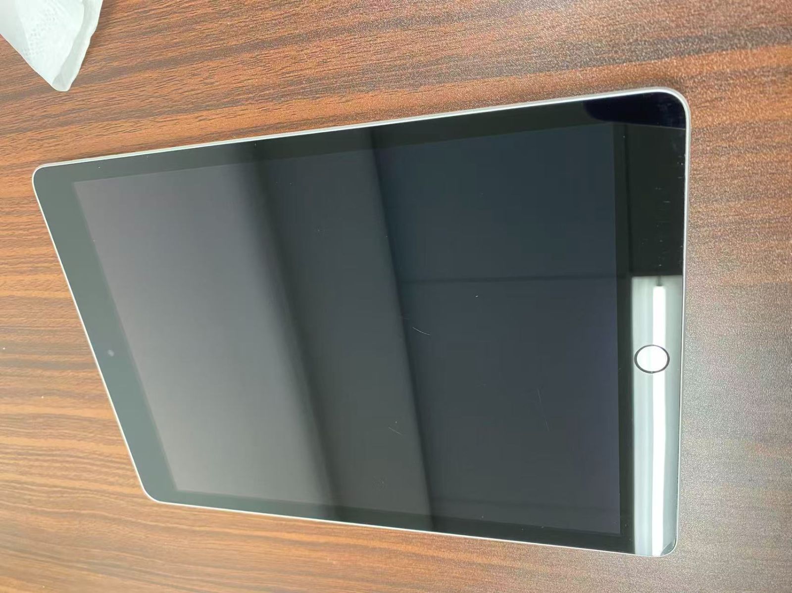 iPad 第9世代 64GB Wi-Fi 画面ひび割れ 訳あり - メルカリ