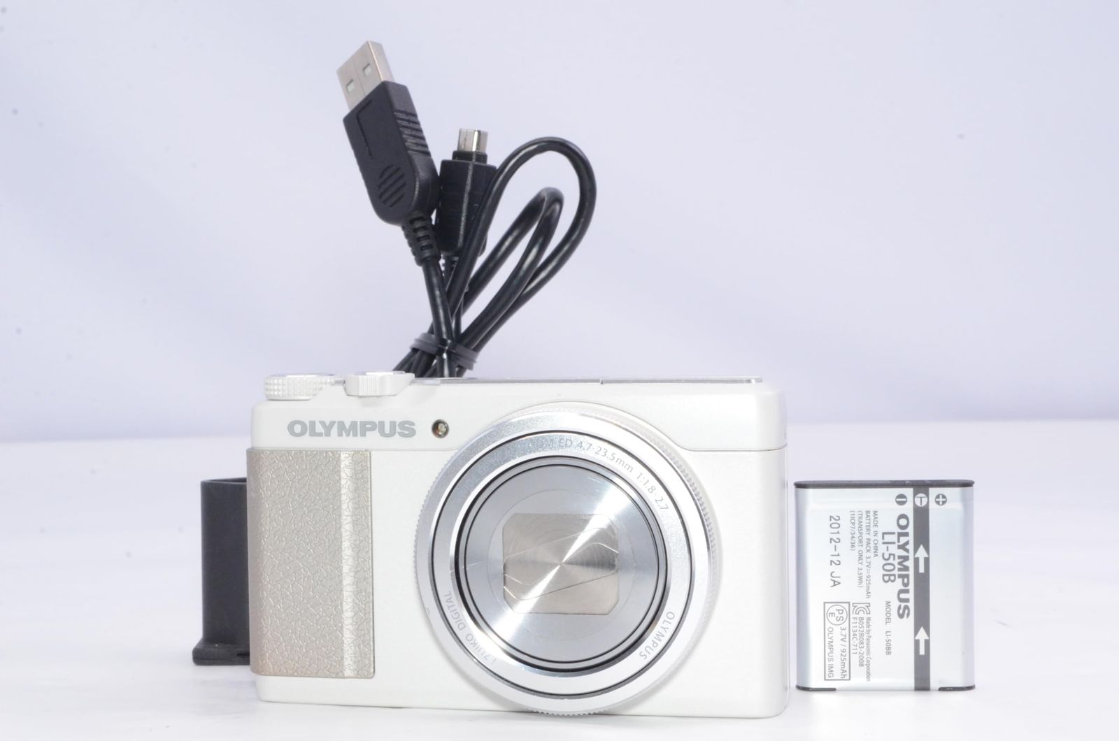 OLYMPUS STYLUS XZ-10 1200万画素 F1.8-2.7 訳あり（シャッター戻り遅）バッテリー・充電ケーブル付