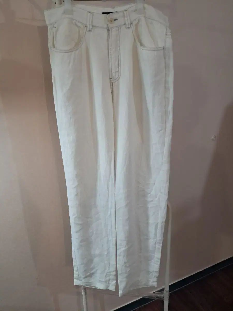 DKNY綿麻スラックス