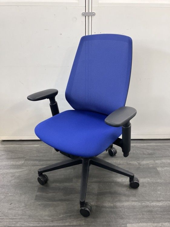 【アウトレット品】ウチダ ニンバスチェア 可動肘付ニンバスチェア NA-330BBAA ブルー