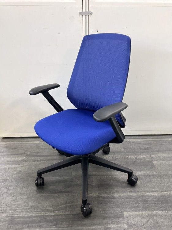 【アウトレット品】ウチダ ニンバスチェア 固定肘付ニンバスチェア NA-310BBTA ブルー