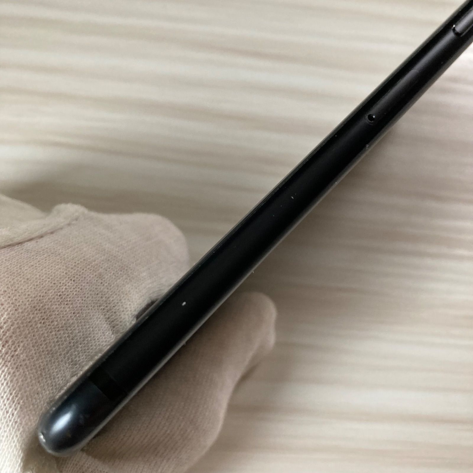 iPhone7 32GB BLACK バッテリー79% SIMフリー - メルカリ
