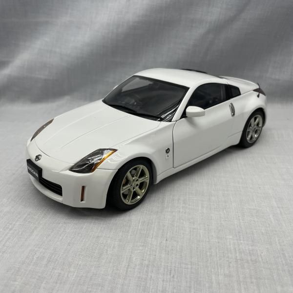 中古】現状品）AUTO art 1/18 Nissan 350Z ホワイト[91] - メルカリ