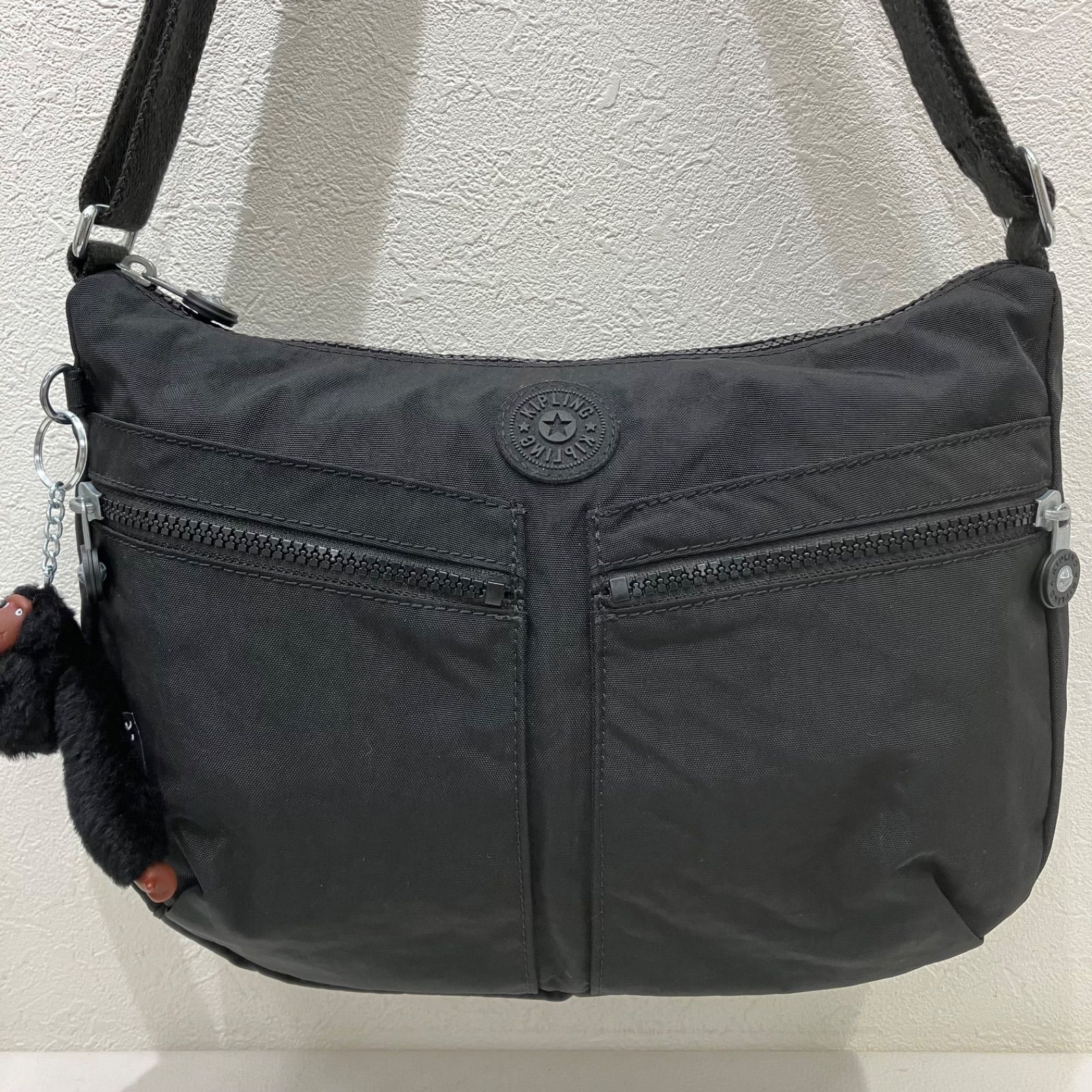 6819 【良品】 Kipling キプリング ショルダーバッグ ブラック 黒