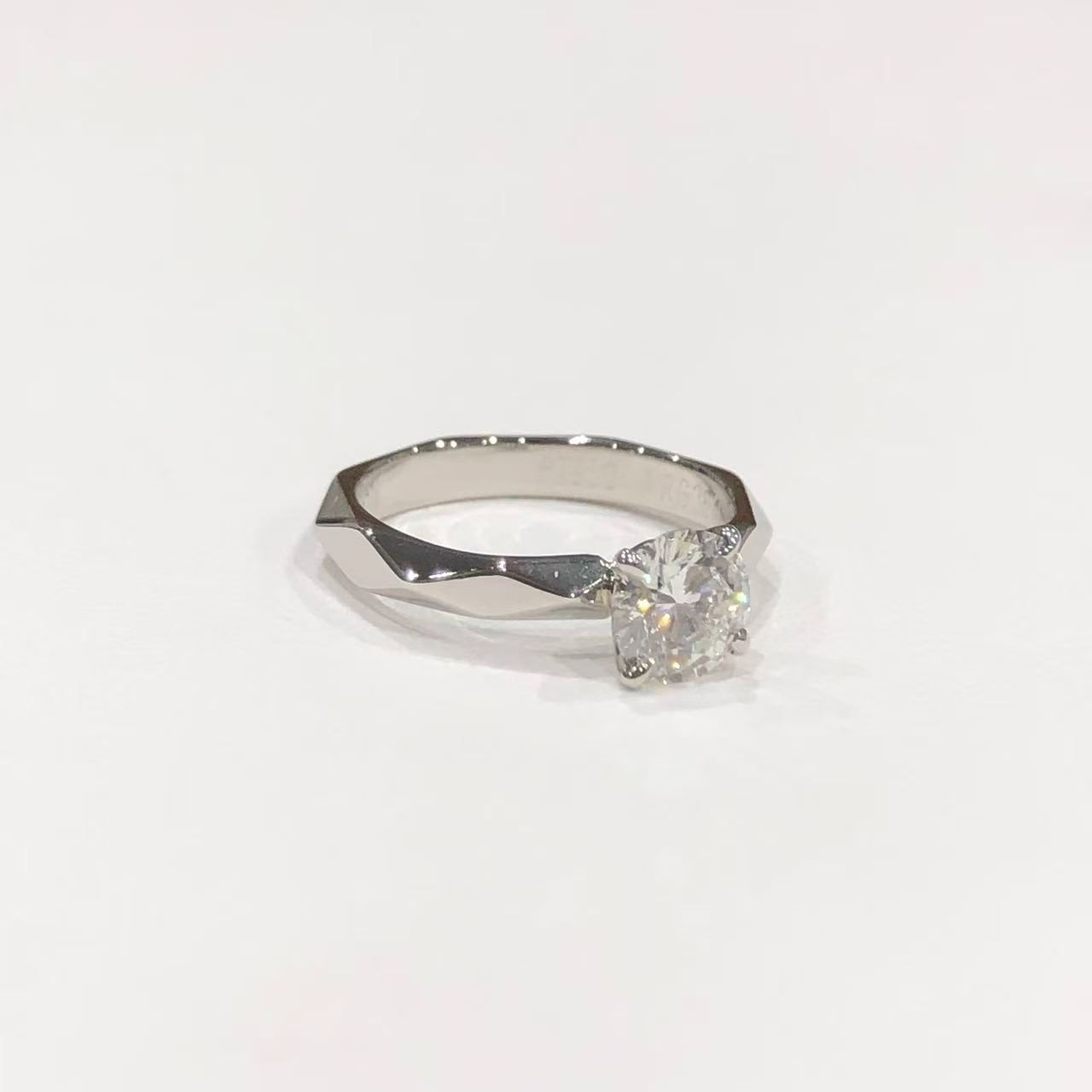 ブシュロン BOUCHERON ファセット リング Pt950 ダイヤモンド 0.76ct(E 