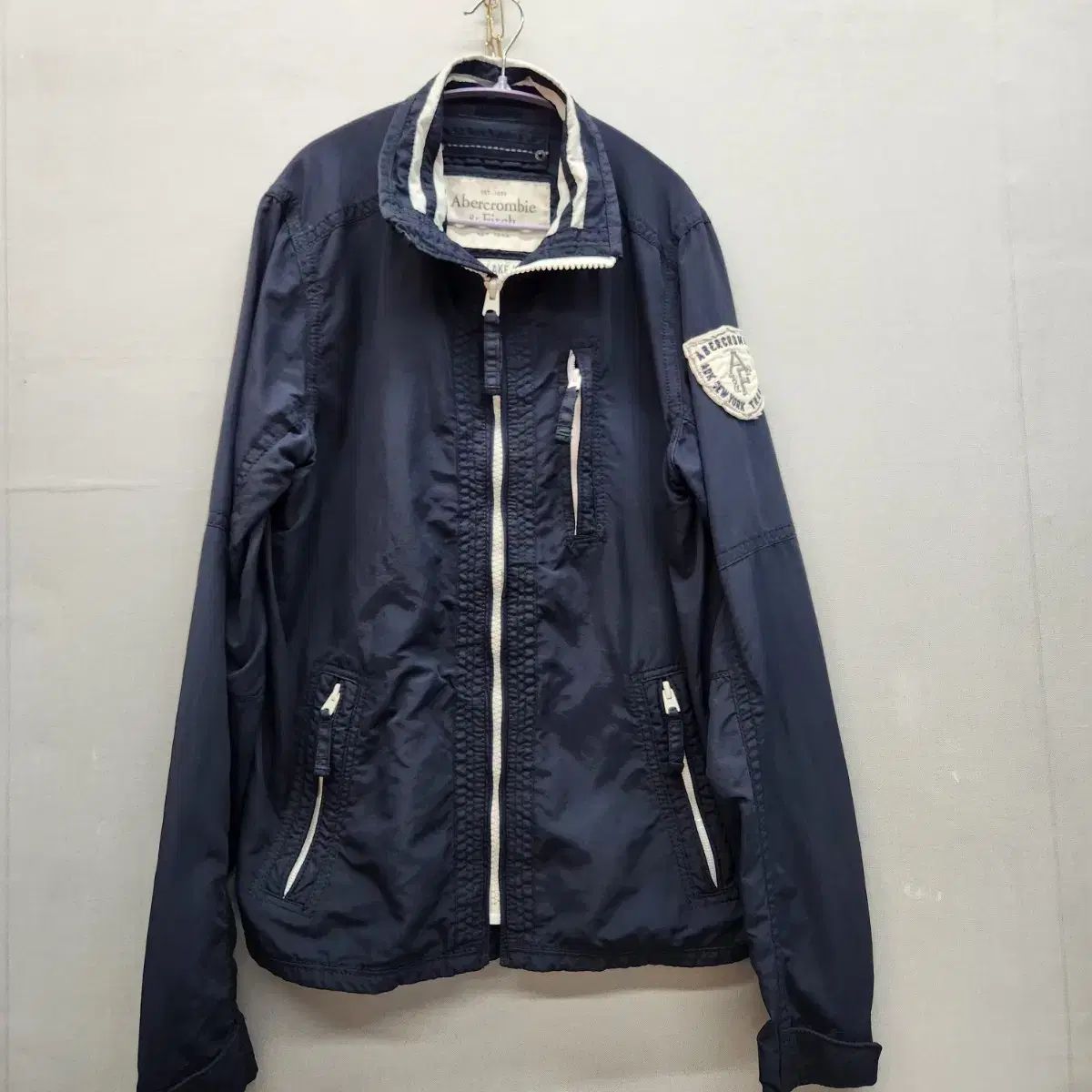 Abercrombie アバクロンビー ロゴ ワッペン ナイロン ウィンドブレーカー ジャケット L(L)