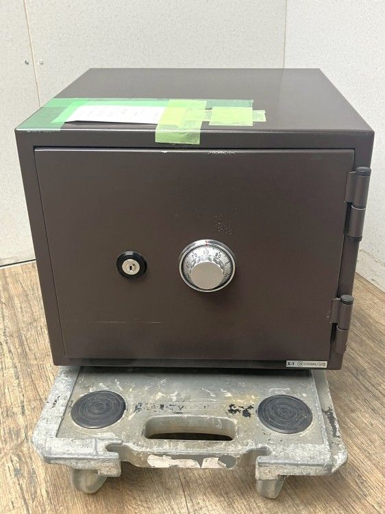 キングクラウン 耐火金庫 オフィス金庫 X-1 1時間 幅405 奥行420 高さ395mm ブラック 中古品