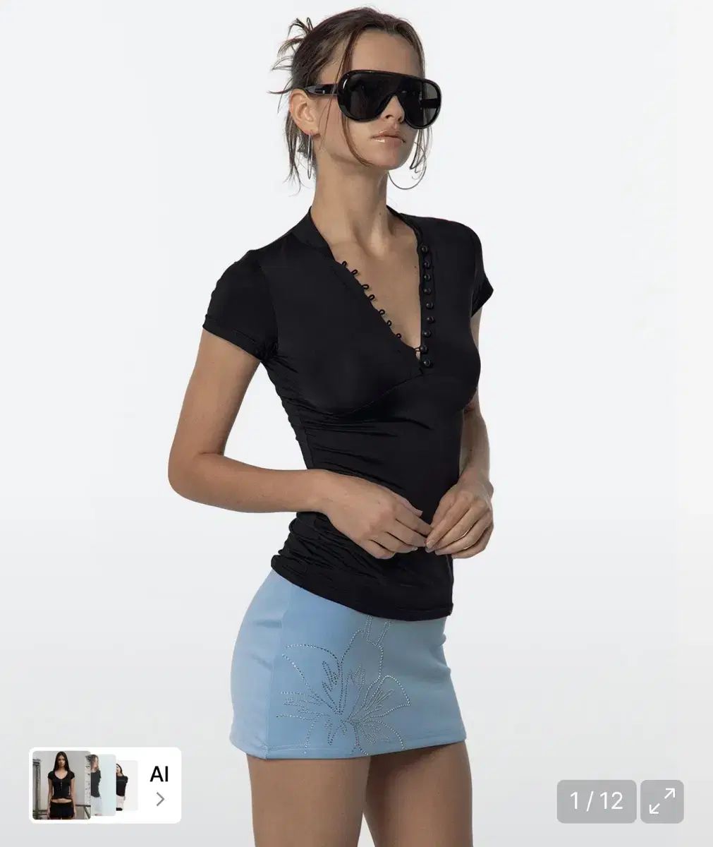カシコ Vネック Tシャツ 8,034円