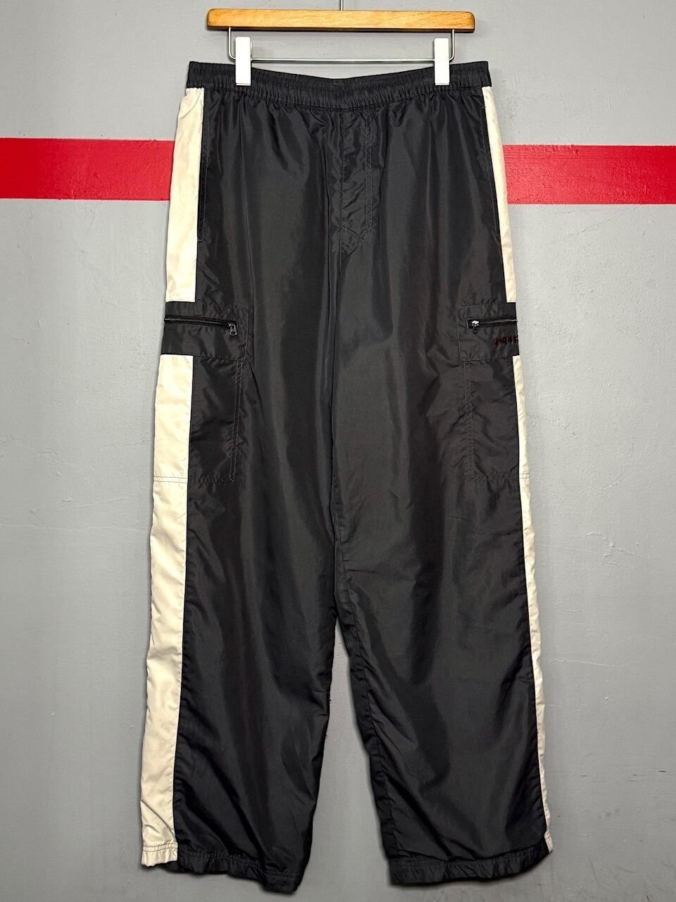 2000s NIKE Nylon Pants L