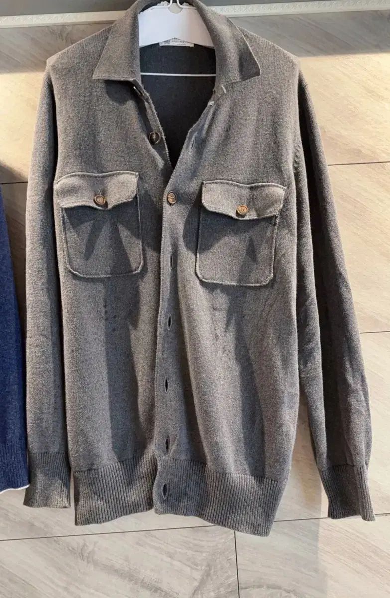 ブルネロクチネリ カシミア カーディガン