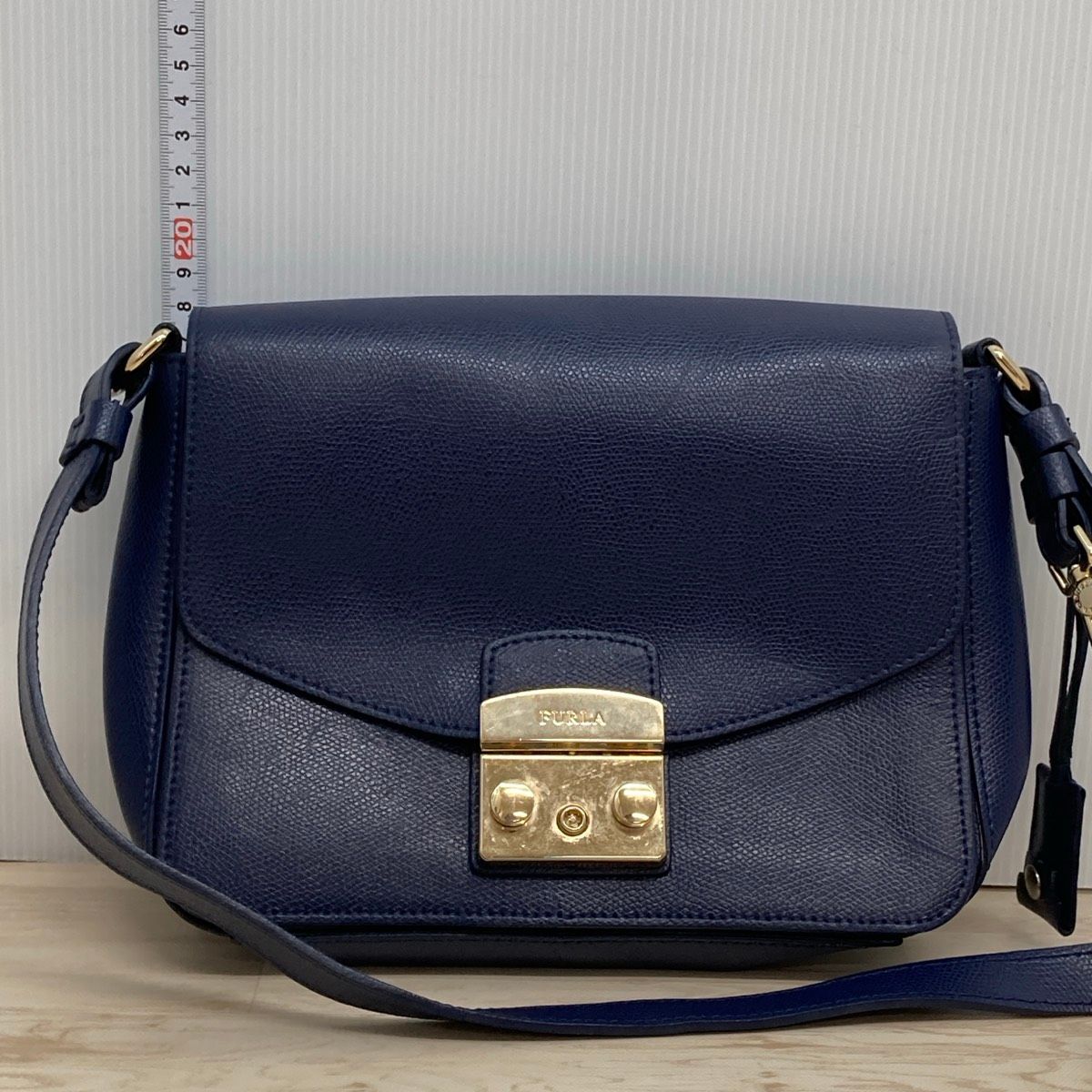 FURLA/フルラ ショルダーバッグ ネイビー/紺 ゴールド金具 フラップ 