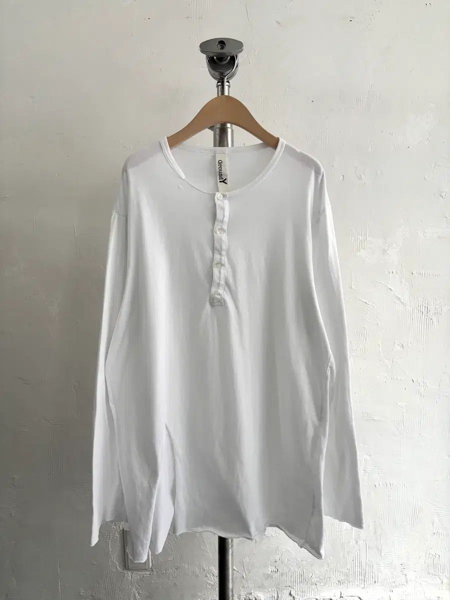 Yohji Yamamoto ヨウジヤマモト 白 ヘンリーネック ロングスリーブ 17,994円
