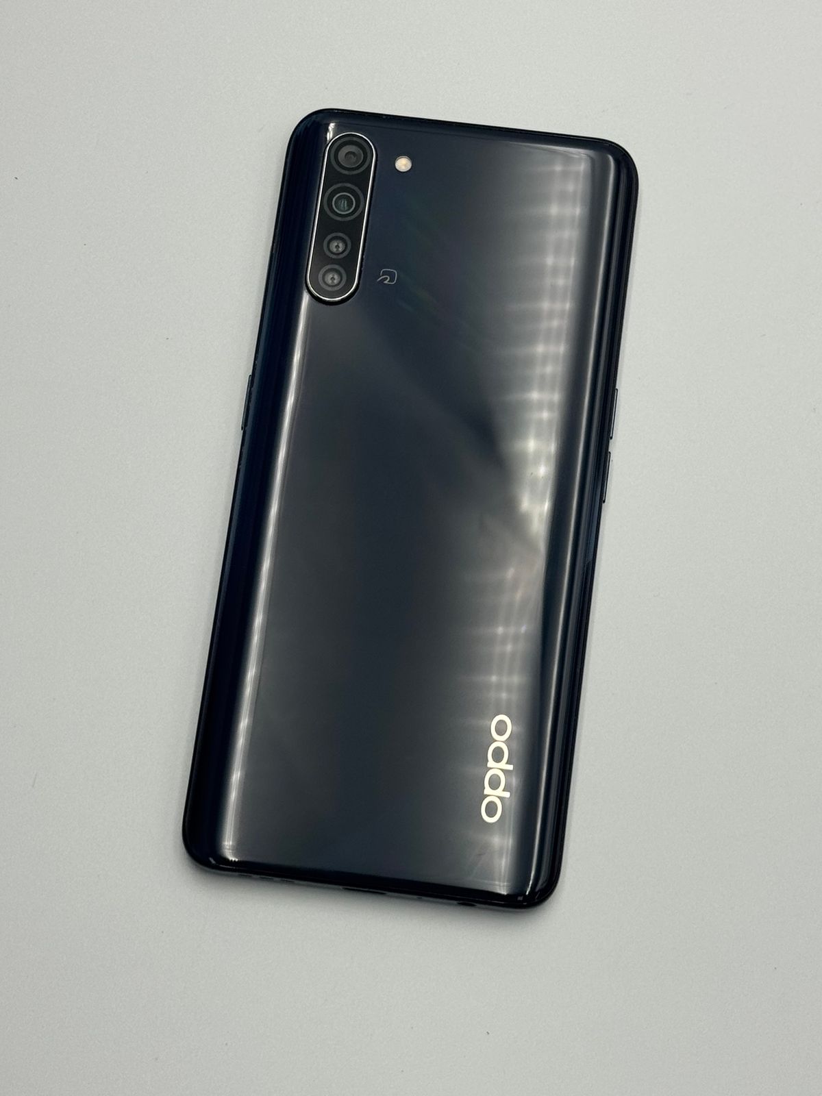 中古B】OPPO Reno3 A ブラック SIMフリー - メルカリ