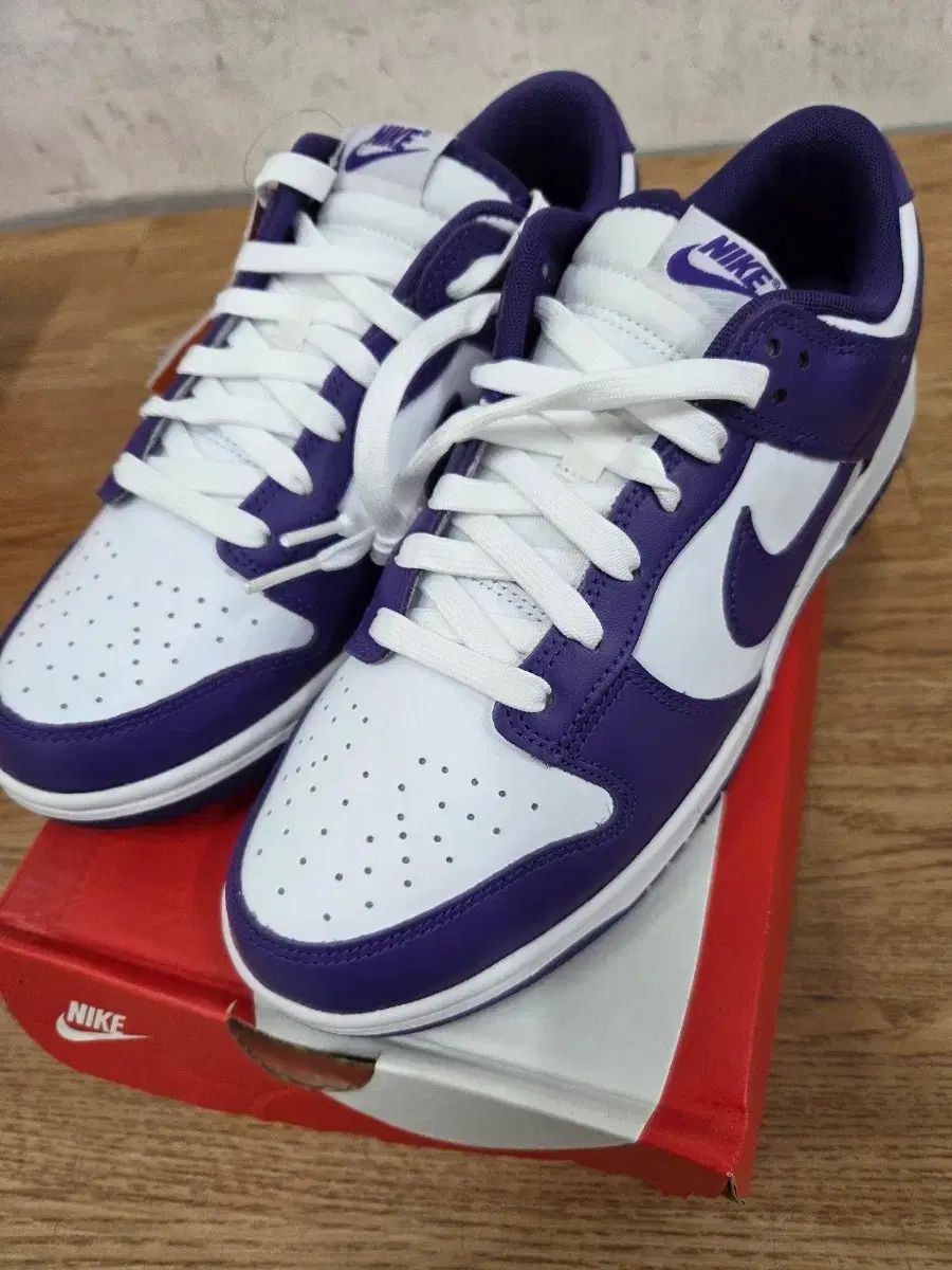 NIKE ダンク ロー パープル 白