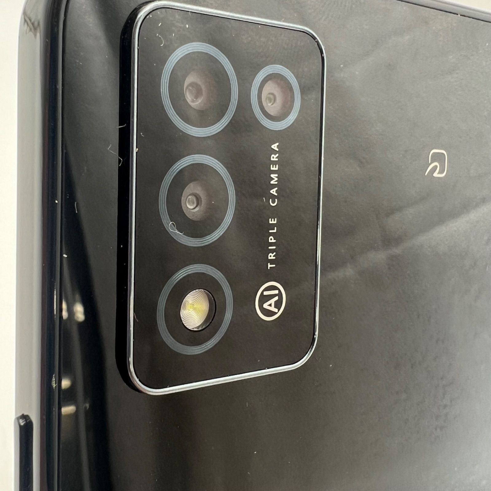 T6846 【 美品 】ワイモバイル Ymobile Libero 5G Ⅲ スマートフォン
