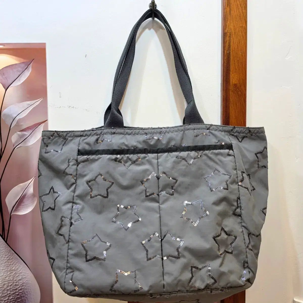 LeSportsac レスポートサック スパンコール スター ショルダー トートバッグ 6,236円