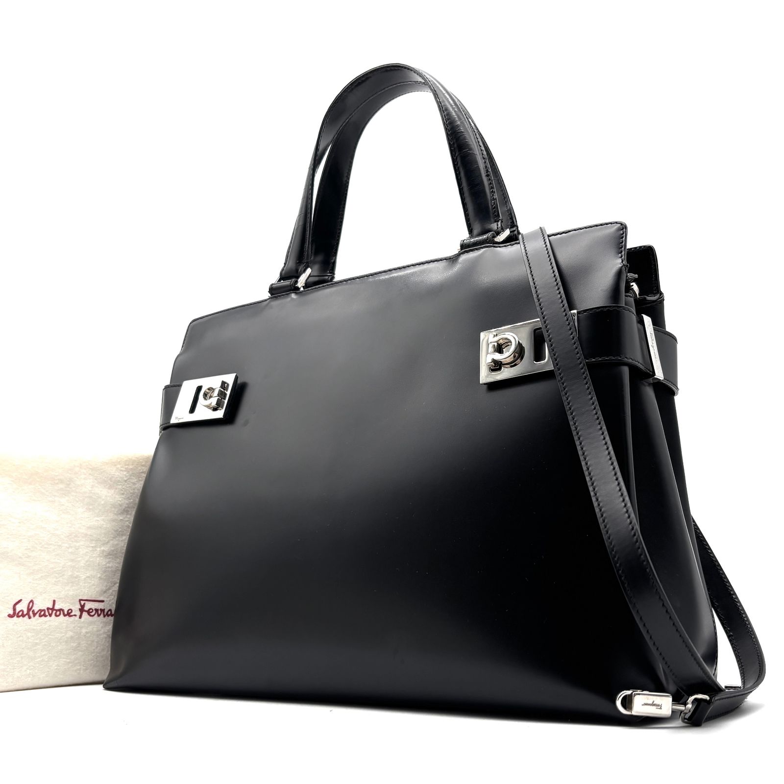 美品 フェラガモ Salvatore Ferragamo ガンチーニ 2way ハンドバッグ ショルダーバッグ レザー ブラック 黒 斜め掛け フォーマル 夏休み 帰省 お盆 敬老の日 シルバーウィーク 秋 ハロウィン ギフト プレゼント 23,288円