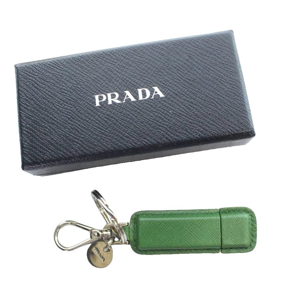 プラダ PRADA USBメモリー 4GB レザーケース キーリング キーホルダー サフィアーノレザー 緑 グリーン 2ARA21 箱付き /MW ■GY18
