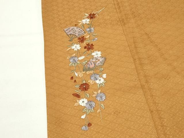 平和屋着物○上質な色無地 刺繍 ワンポイント 扇面花文 花菱地紋 金糸