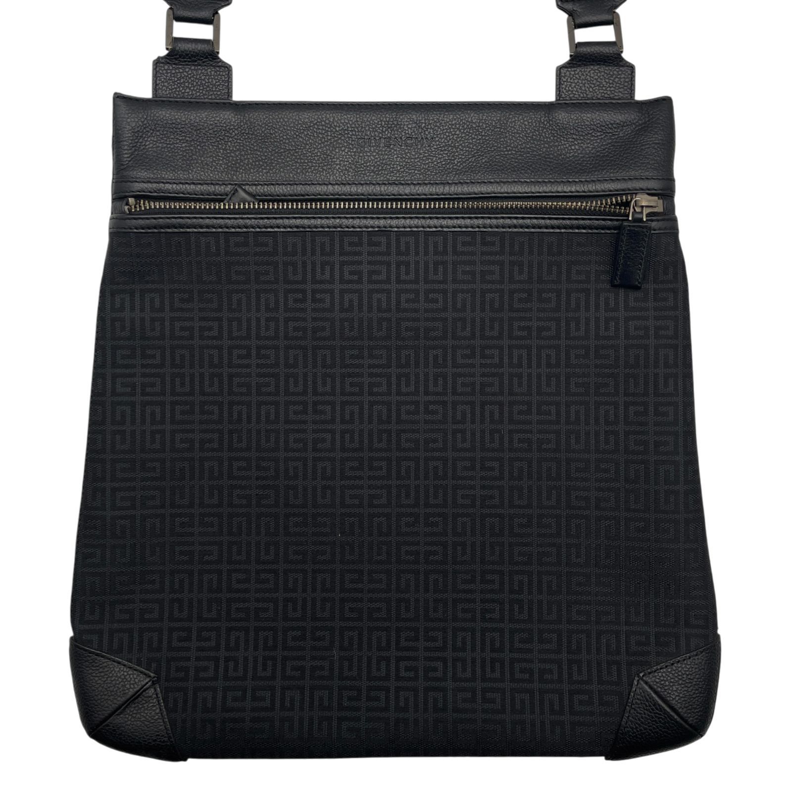 GIVENCHY ジバンシー ショルダーバッグ サコッシュ 斜め掛け