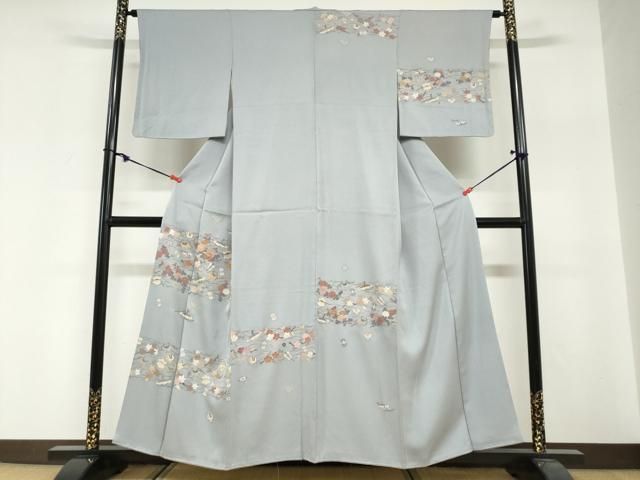平和屋着物●訪問着　駒刺繍　宝尽くし草花文　金彩　西武百貨店扱い　正絹　逸品　未使用　DABG2230ud