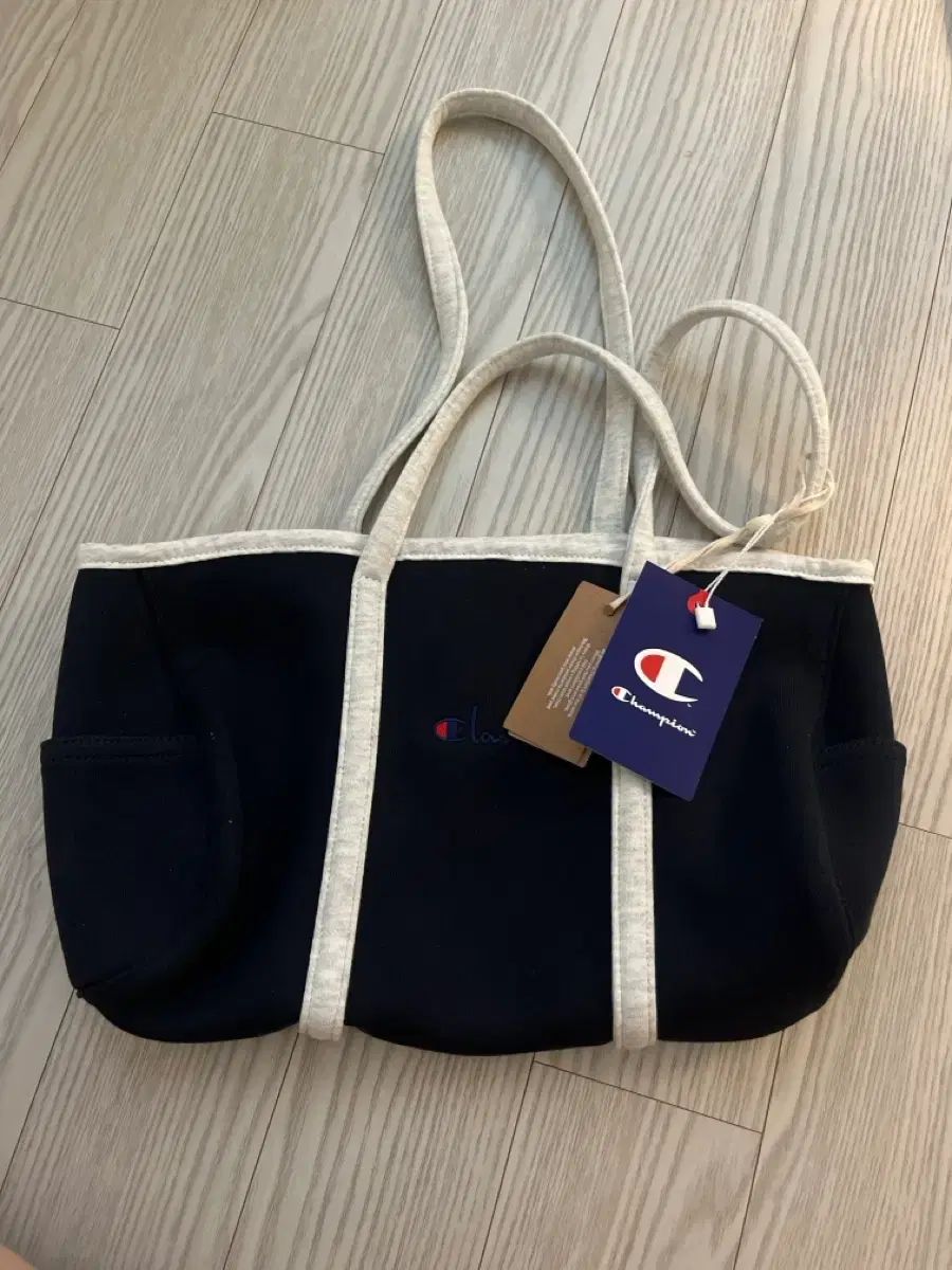 グロウニー Champion バッグ 新品 ネイビー 10,399円
