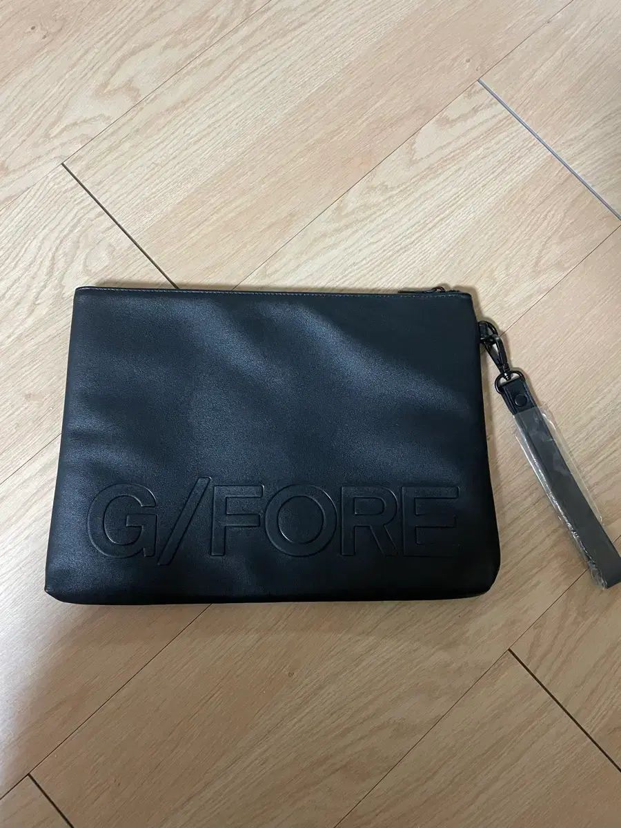 G FORE クラッチバッグ 出品