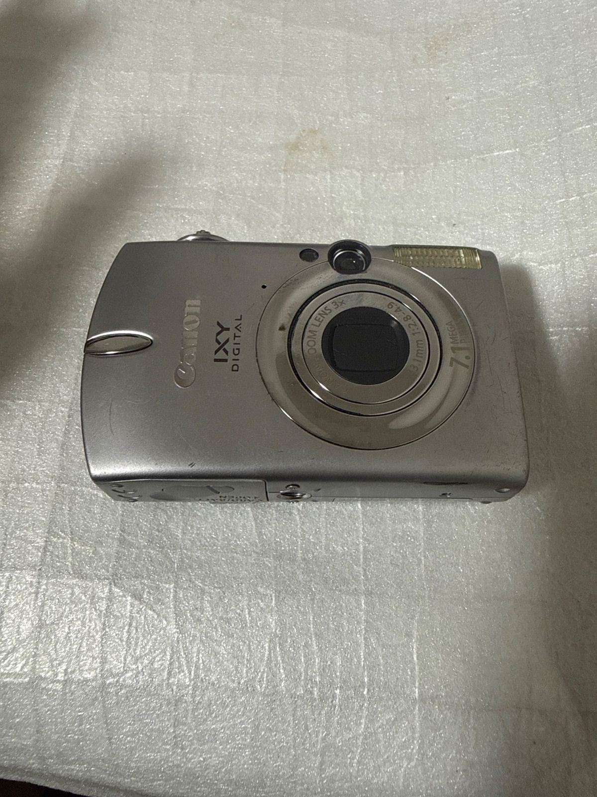 ❗️動作良好❗️デジカメ　本体　Canon IXY DIGITAL 700 現状品 6,860円