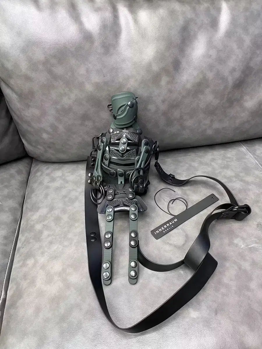 Innerraum ロボット ショルダーバッグ