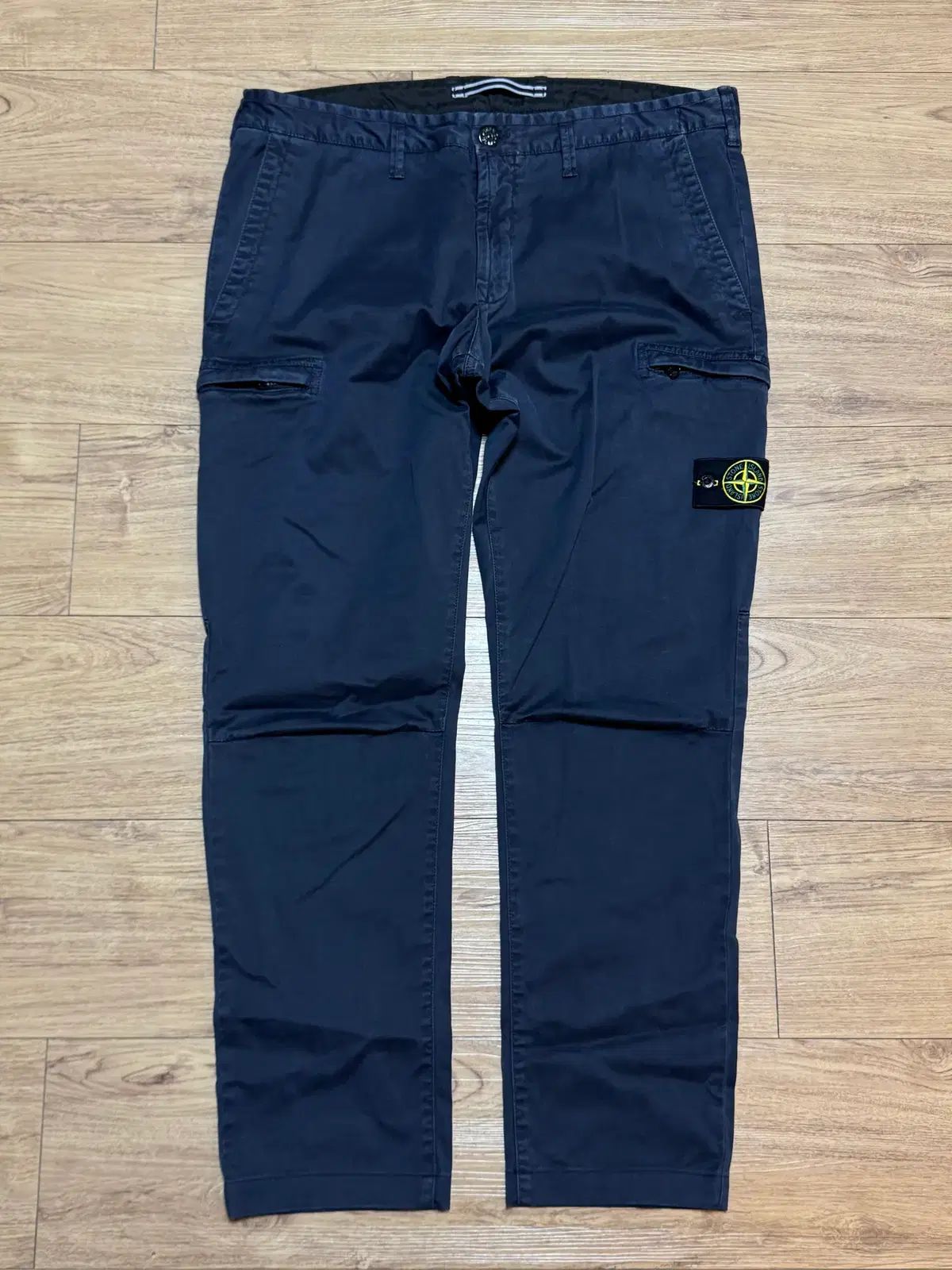 STONE ISLAND ストーンアイランド ワッペン カーゴ パンツ