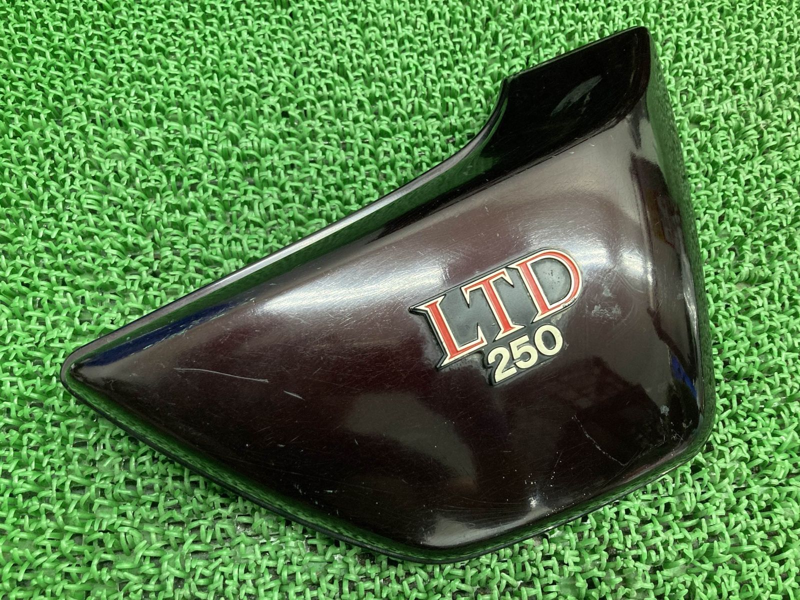 Z250LTD サイドカバー 右 茶M 36001-1172 カワサキ 純正 中古 KZ250H 割れ欠け無し yU