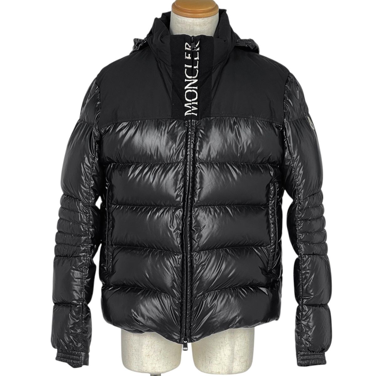 モンクレール MONCLER ブリュエル ダウンジャケット アウター BRUEL