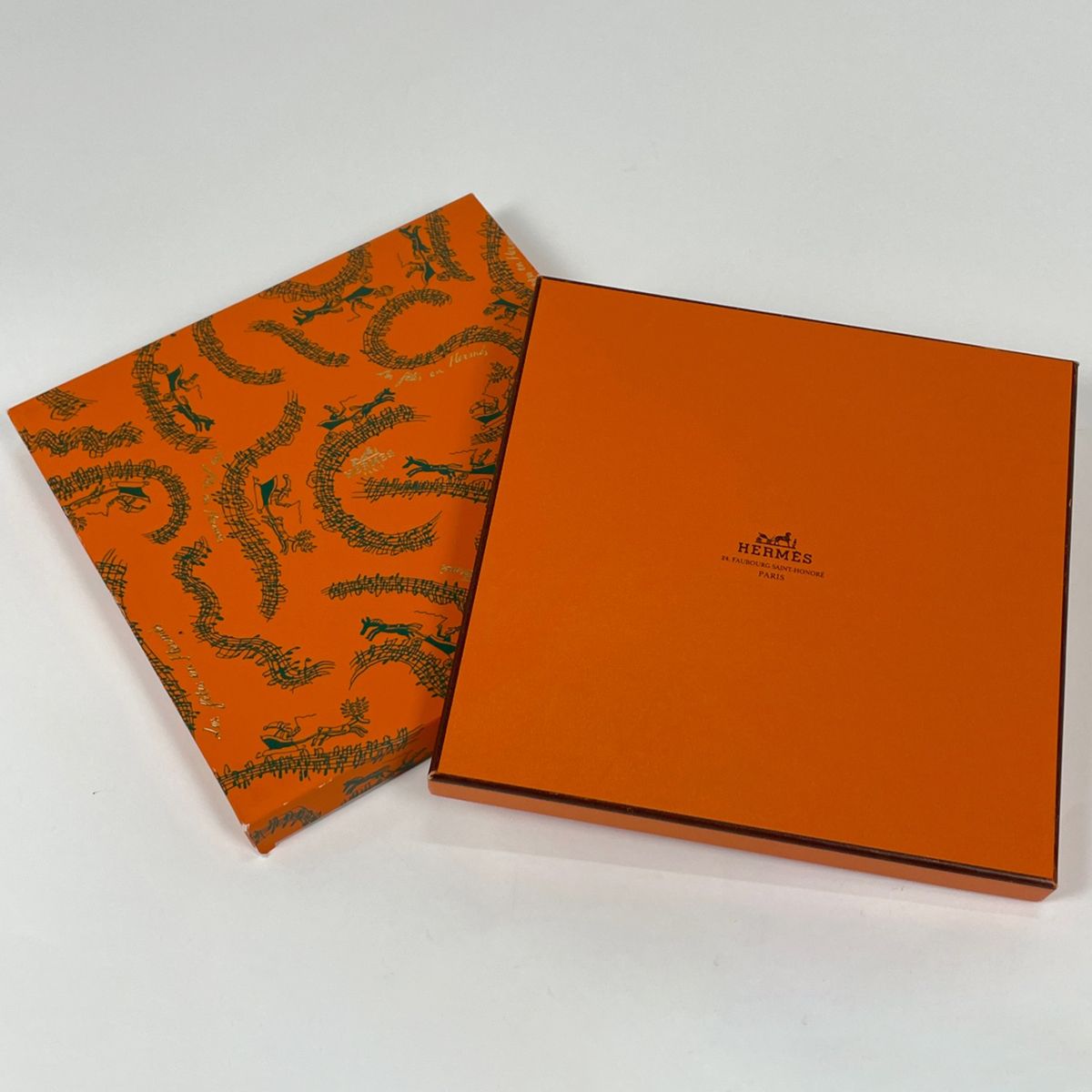 エルメス HERMES カレ90 LES OISEAUX DU ROY スカーフ 王の鳥たち