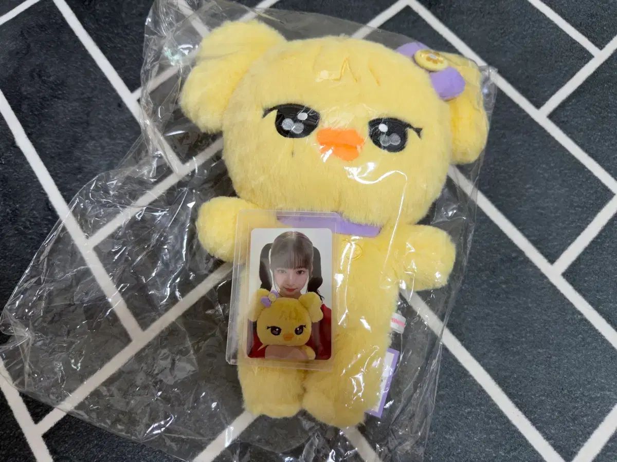 未使用 IVE（アイヴ） MINIVE ミニヴ レイ ナオリ ぬいぐるみ 30cm (トレカ付き)